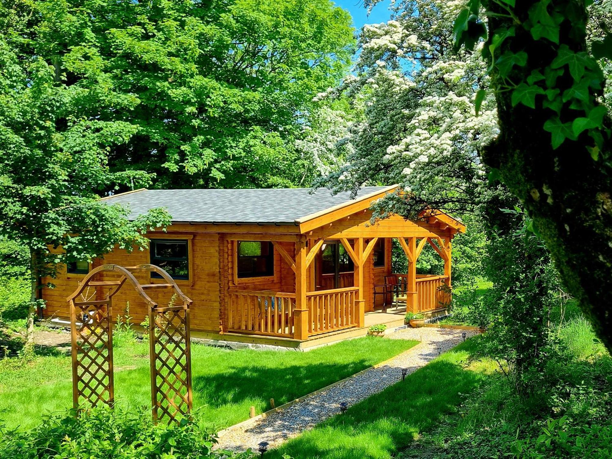 Glyndwr Vineyard Hotel Cowbridge Bagian luar foto